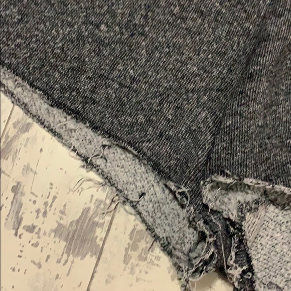 Victoria secret shorts - Picture 3 of 4